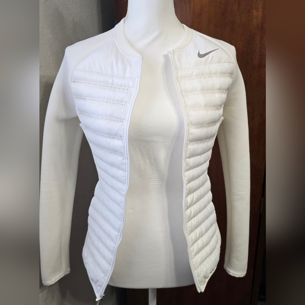 Nike Golf  Women's White Puffer Jacket - Picture 5 of 16